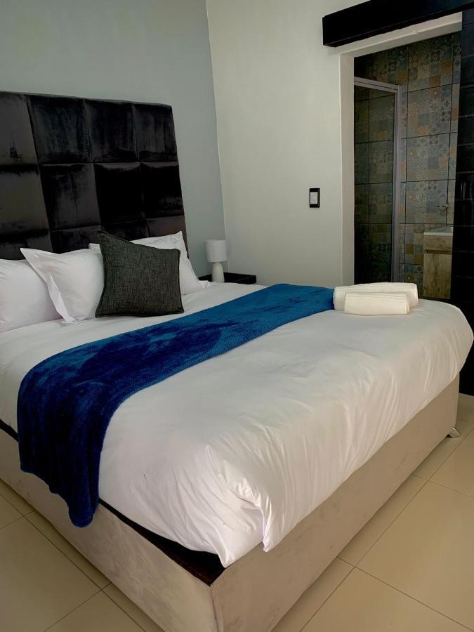 Thamani Guest House Randfontein エクステリア 写真